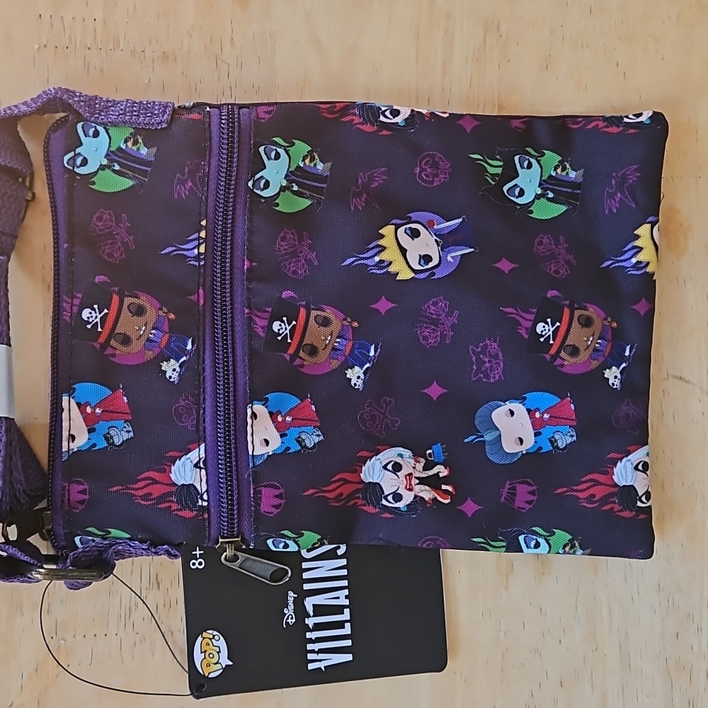 DISNEY VILLAINS CROSSBODY BAG - Picture 8 of 8